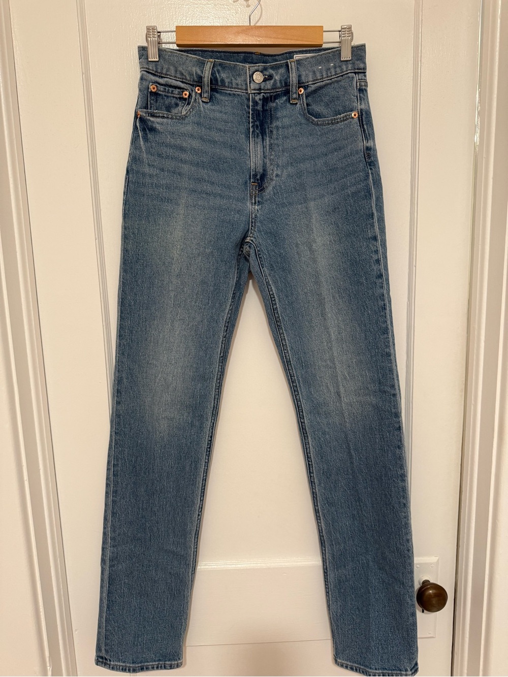GAP Women's Straight Leg Jeans in Medium Blue Wash